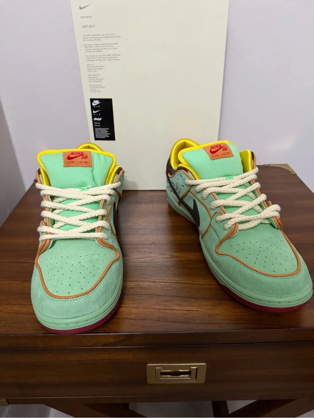 Nike dunk low sb rodeo tourmaline size 13 HF3058-300